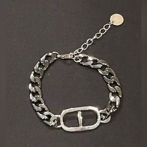 NWOT - B.B. Lila Silhouettes Silver & Gun Metal Bracelet